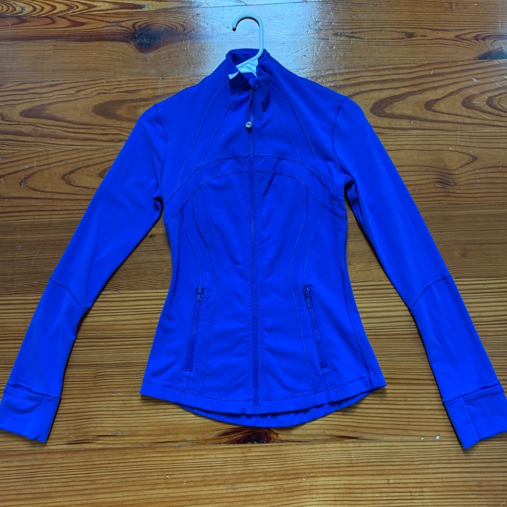Lululemon define jacket- never worn - size 4